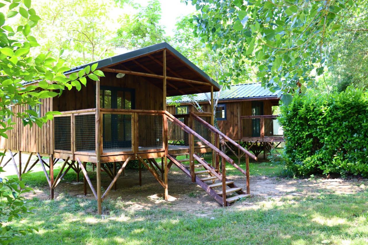 Camping Le Mouliat Hotel Moncrabeau Bagian luar foto